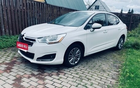 Citroen C4 II рестайлинг, 2016 год, 688 000 рублей, 2 фотография