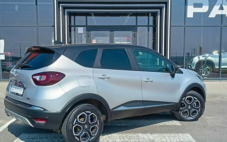 Renault Kaptur I рестайлинг, 2021 год, 1 698 000 рублей, 4 фотография
