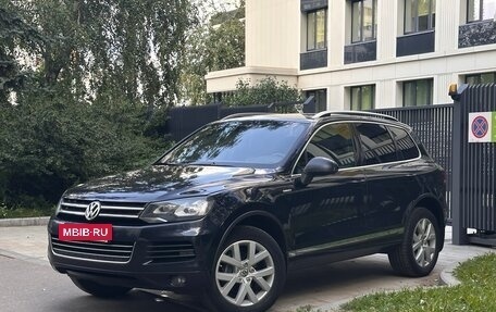 Volkswagen Touareg III, 2014 год, 2 400 000 рублей, 2 фотография