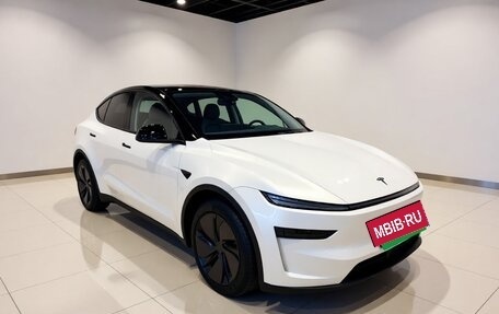 Tesla Model Y I, 2025 год, 5 045 000 рублей, 3 фотография