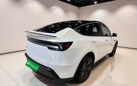 Tesla Model Y I, 2025 год, 5 045 000 рублей, 11 фотография