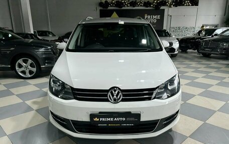 Volkswagen Sharan II, 2013 год, 1 200 000 рублей, 2 фотография