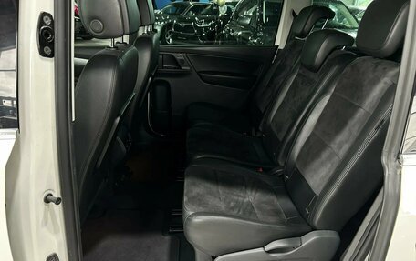 Volkswagen Sharan II, 2013 год, 1 200 000 рублей, 17 фотография