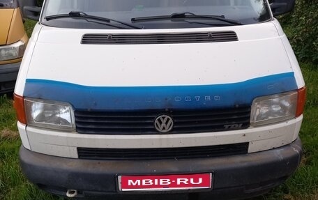 Volkswagen Transporter T4, 2002 год, 599 000 рублей, 1 фотография
