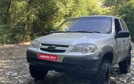 Chevrolet Niva I рестайлинг, 2012 год, 595 000 рублей, 1 фотография