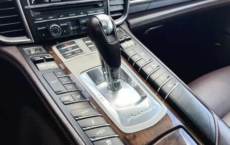 Porsche Panamera II рестайлинг, 2013 год, 2 990 000 рублей, 29 фотография