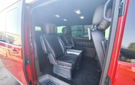 Volkswagen Multivan T5, 2015 год, 5 400 000 рублей, 6 фотография