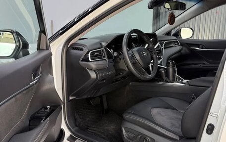 Toyota Camry, 2022 год, 2 950 000 рублей, 7 фотография