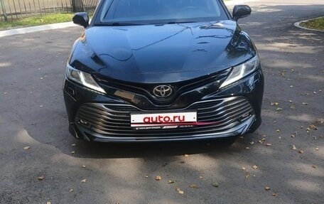 Toyota Camry, 2019 год, 2 320 000 рублей, 1 фотография