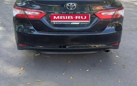 Toyota Camry, 2019 год, 2 320 000 рублей, 3 фотография