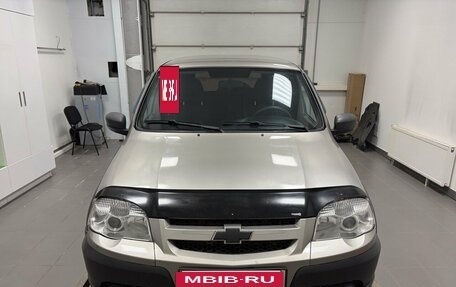 Chevrolet Niva I рестайлинг, 2012 год, 563 000 рублей, 3 фотография