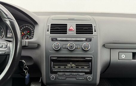 Volkswagen Touran III, 2012 год, 880 000 рублей, 14 фотография