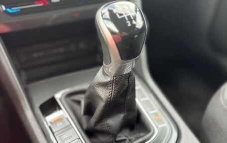 Volkswagen Tiguan II, 2021 год, 1 990 000 рублей, 9 фотография