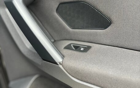 Volkswagen Tiguan II, 2021 год, 1 990 000 рублей, 13 фотография