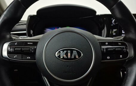 KIA K5, 2021 год, 2 750 000 рублей, 25 фотография