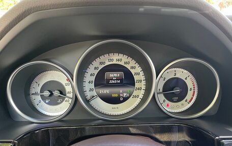 Mercedes-Benz E-Класс, 2014 год, 2 250 000 рублей, 12 фотография