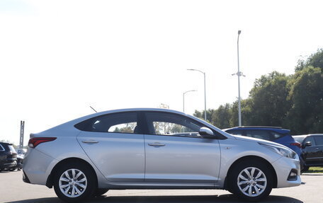 Hyundai Solaris II рестайлинг, 2018 год, 1 350 000 рублей, 4 фотография