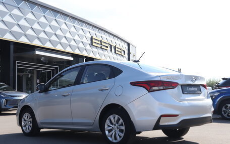 Hyundai Solaris II рестайлинг, 2018 год, 1 350 000 рублей, 7 фотография