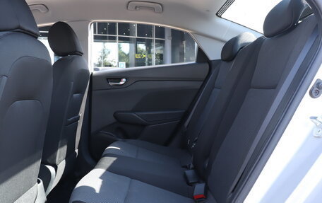 Hyundai Solaris II рестайлинг, 2018 год, 1 350 000 рублей, 10 фотография