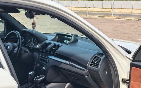 BMW 1 серия, 2010 год, 1 000 050 рублей, 8 фотография