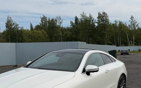Mercedes-Benz E-Класс, 2019 год, 3 700 000 рублей, 8 фотография