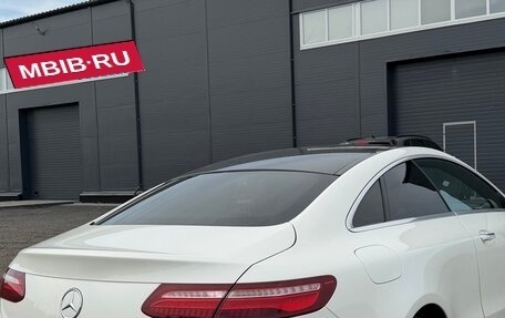 Mercedes-Benz E-Класс, 2019 год, 3 700 000 рублей, 9 фотография