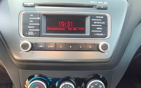 KIA Rio III рестайлинг, 2016 год, 1 050 000 рублей, 28 фотография