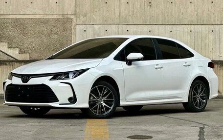 Toyota Corolla, 2022 год, 1 720 000 рублей, 2 фотография