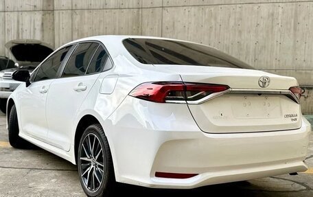 Toyota Corolla, 2022 год, 1 720 000 рублей, 5 фотография