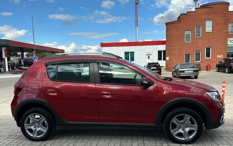 Renault Sandero II рестайлинг, 2021 год, 1 690 000 рублей, 3 фотография