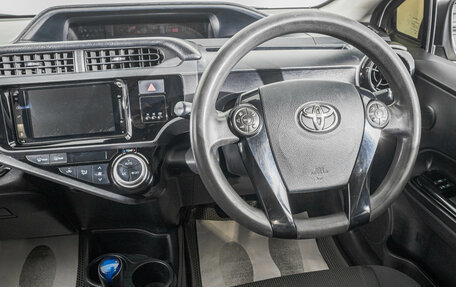 Toyota Aqua I, 2016 год, 1 099 000 рублей, 17 фотография