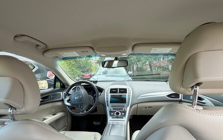 Lincoln MKZ II рестайлинг, 2018 год, 2 360 000 рублей, 13 фотография