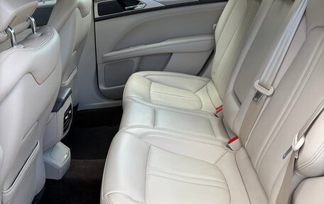 Lincoln MKZ II рестайлинг, 2018 год, 2 360 000 рублей, 16 фотография