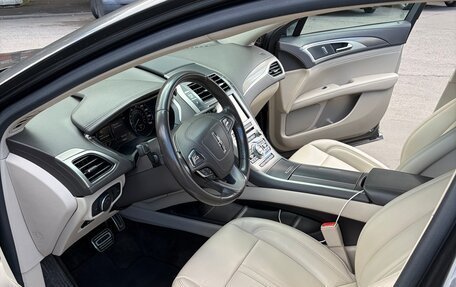 Lincoln MKZ II рестайлинг, 2018 год, 2 360 000 рублей, 11 фотография