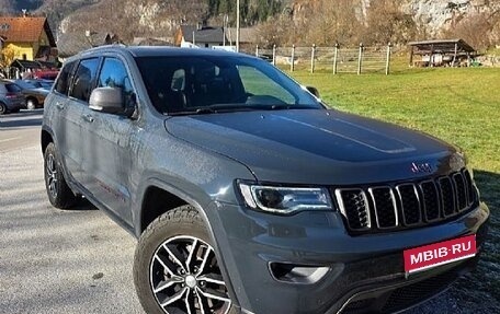 Jeep Grand Cherokee, 2018 год, 2 500 000 рублей, 1 фотография