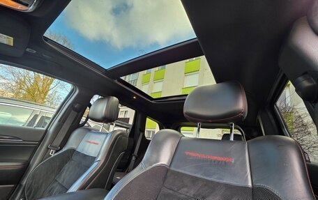 Jeep Grand Cherokee, 2018 год, 2 500 000 рублей, 14 фотография