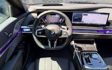 BMW 7 серия, 2025 год, 12 540 500 рублей, 10 фотография