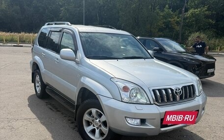 Toyota Land Cruiser Prado 120 рестайлинг, 2006 год, 2 300 000 рублей, 2 фотография