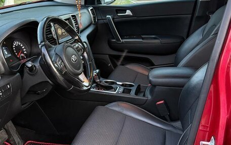 KIA Sportage IV рестайлинг, 2018 год, 2 300 000 рублей, 18 фотография