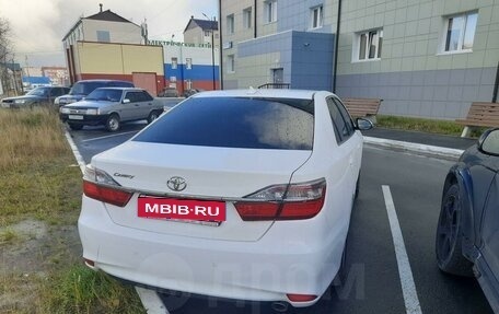 Toyota Camry, 2017 год, 1 900 000 рублей, 2 фотография