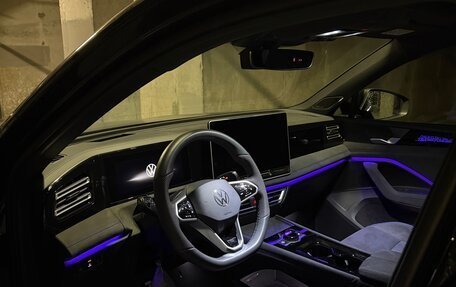 Volkswagen Tiguan, 2024 год, 4 500 000 рублей, 8 фотография