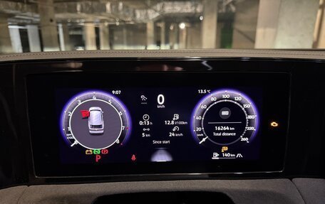 Volkswagen Tiguan, 2024 год, 4 500 000 рублей, 10 фотография