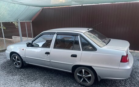 Daewoo Nexia I рестайлинг, 2012 год, 310 000 рублей, 12 фотография