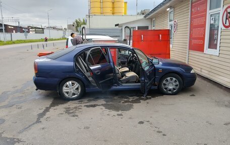 Mitsubishi Carisma I, 1997 год, 140 000 рублей, 3 фотография