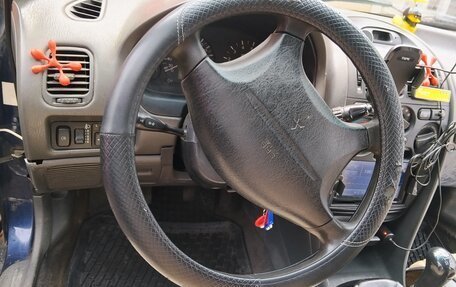 Mitsubishi Carisma I, 1997 год, 140 000 рублей, 11 фотография