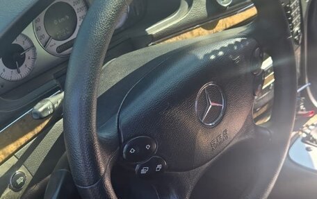 Mercedes-Benz E-Класс, 2005 год, 1 050 000 рублей, 6 фотография