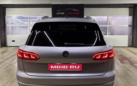 Volkswagen Touareg III, 2019 год, 5 850 000 рублей, 6 фотография