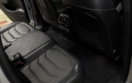 Volkswagen Touareg III, 2019 год, 5 850 000 рублей, 14 фотография