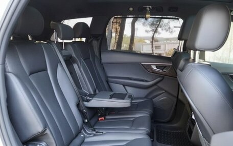 Audi Q7, 2023 год, 6 700 000 рублей, 10 фотография