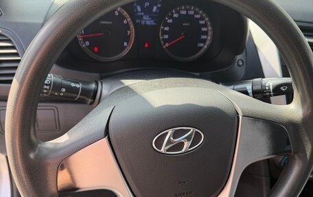 Hyundai Solaris II рестайлинг, 2013 год, 809 990 рублей, 7 фотография